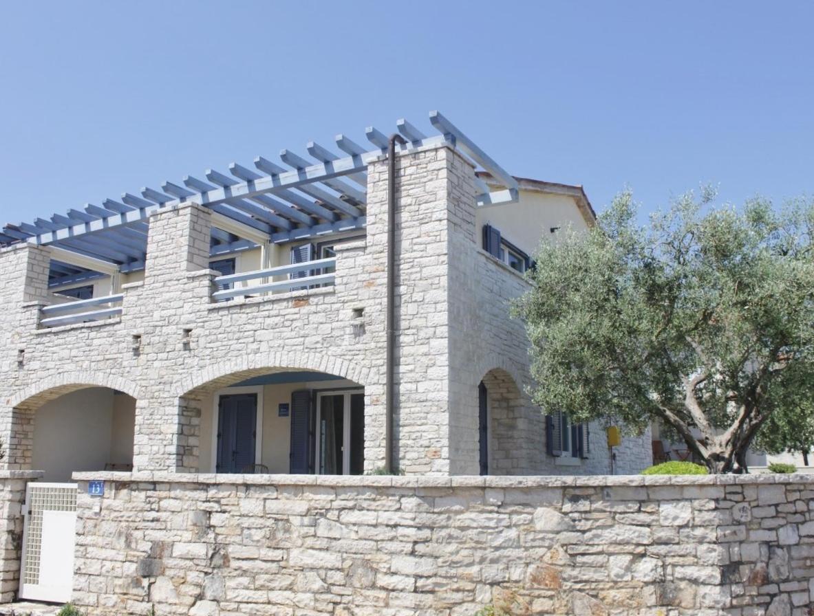 Istrian Villa With Unique Sea View Ловречица Экстерьер фото